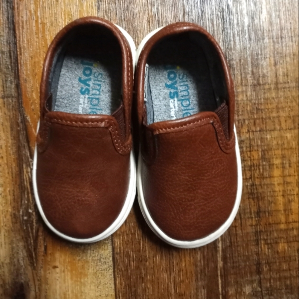 Baby Boy Sz 4 Carters Leather Slip On Shoes